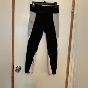 Avia Black and Gray Colorblock Skinny Leggings